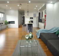 Home away from home newly built and spacious - Kawana Tourism