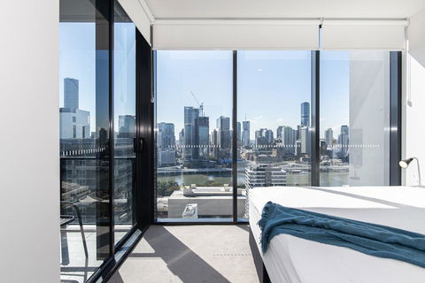 Hostrelax Residences On Merivale Street - Kawana Tourism 3