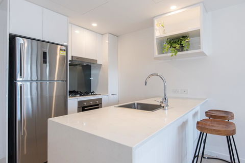 Hostrelax Residences On Merivale Street - Kawana Tourism 2