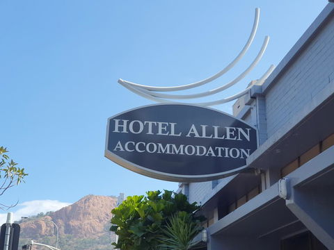 Hotel Allen - Kawana Tourism 0