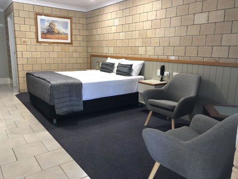 Jacaranda Country Motel - Kawana Tourism 0