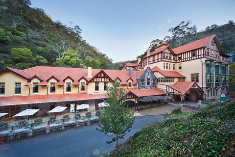 Jenolan Caves House - Kawana Tourism 0