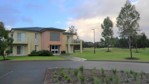 Jewel In The Crowne - Kawana Tourism 1