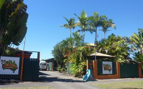 JJs Backpackers Hostel - Kawana Tourism 0