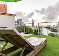 Joe's Place Backpackers - Kawana Tourism