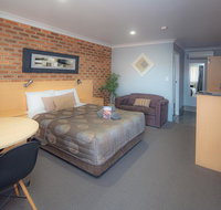 Jumbuck Motor Inn - Kawana Tourism
