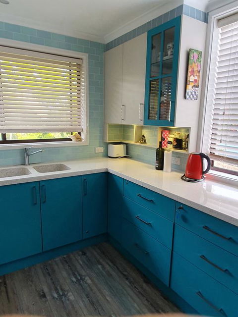 JUST-4-YOU! Amazing Sea Views, WIFI, Fullly Air-conditioned, King Bed - Kawana Tourism 2