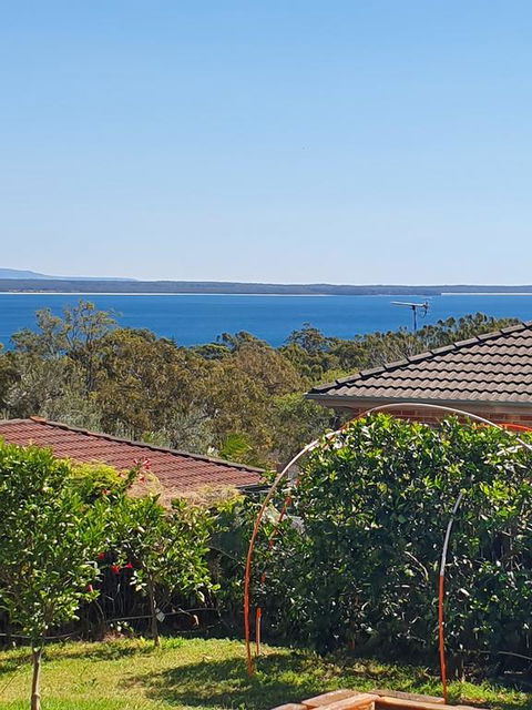 JUST-4-YOU! Amazing Sea Views, WIFI, Fullly Air-conditioned, King Bed - Kawana Tourism 1