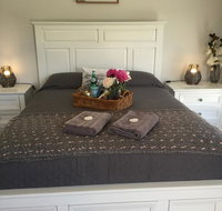 Kadi House Accommodation - Kawana Tourism