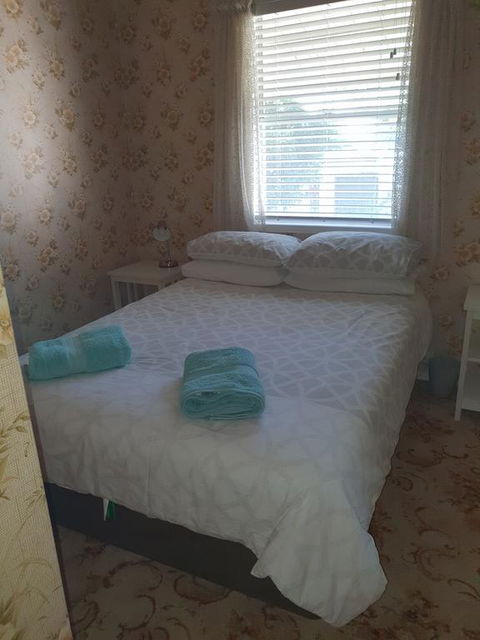 Kaylee Cottage Mudgee - Kawana Tourism 3