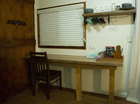 Kingfisher Cabin - Kawana Tourism 2