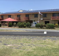 Kurrimine Beach Motel - Kawana Tourism