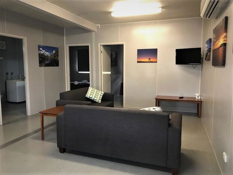Lake Callide Retreat - Kawana Tourism 1