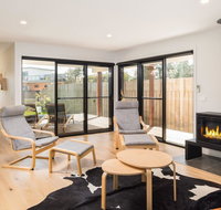 Lantana - Kawana Tourism