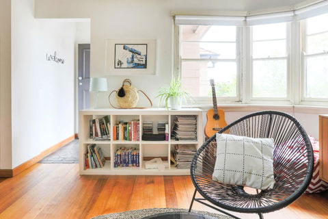 Large Quiet Art Deco Apt Camberwell - Kawana Tourism 0