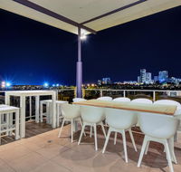 Luxury Darwin City Lights Jacuzzi Central Location Large House New Furnishings - Kawana Tourism