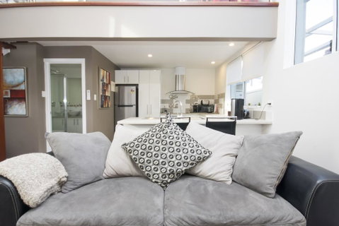 Luxury Executive Apartment - Kawana Tourism 2