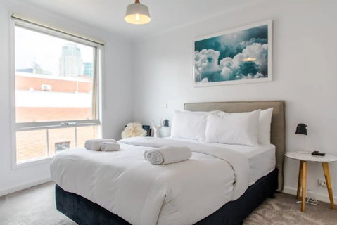 Luxury Spacious 2 Bedroom Fitzroy Apartment - Kawana Tourism 3