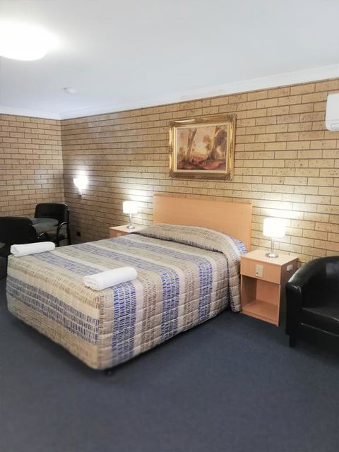 Macintyre Motor Inn - Kawana Tourism 3