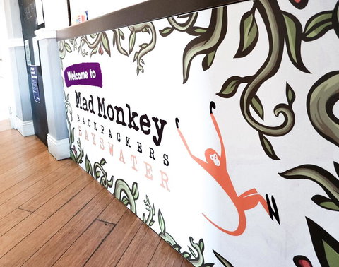 Mad Monkey Backpackers Bayswater - Kawana Tourism 1