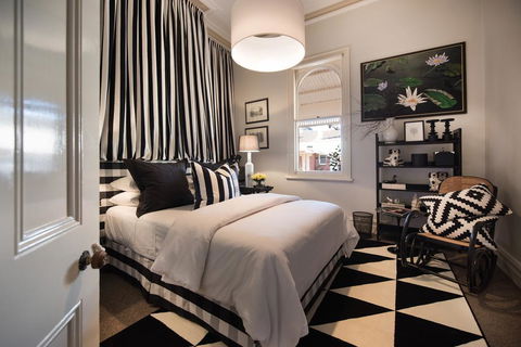 Maggies At Trentham - Kawana Tourism 0