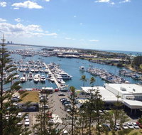 Main Beach Waterfront Apartment - Kawana Tourism