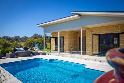 Mandalay Villas - Villa 2 - Kawana Tourism 0