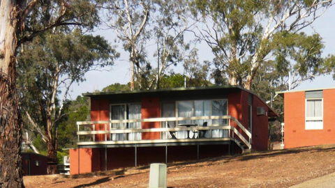 Mansfield Country Resort - Kawana Tourism 0