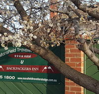 Mansfield Travellers Lodge - Kawana Tourism