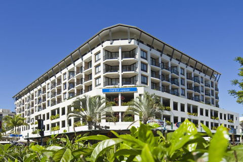 Mantra Esplanade - Kawana Tourism 1