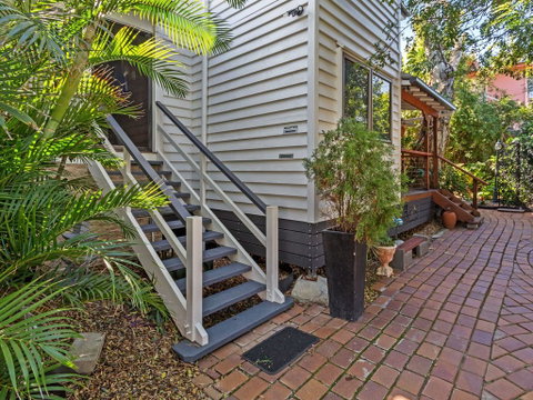 Margate House - Kawana Tourism 3