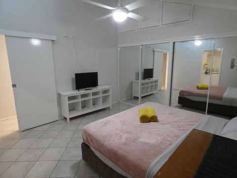 Maroochy River Apartment - Kawana Tourism 2