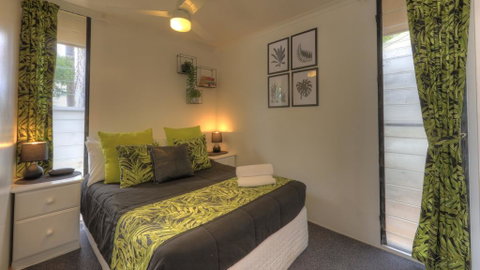 Maroochy River Resort & Bungalows - Kawana Tourism 1