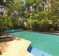 Mayfield 23 - 5 BDRM Home with Pool - Kawana Tourism
