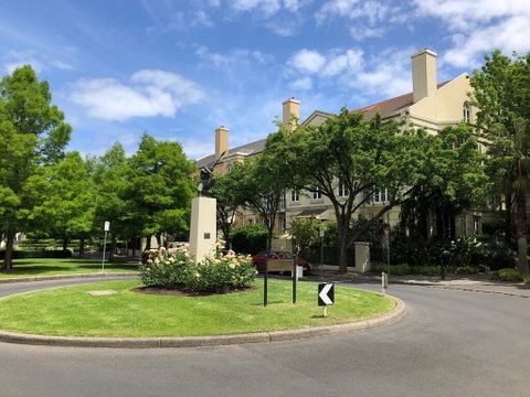 MCG, Rod Laver, City - Best Location In Melbourne - Kawana Tourism 3