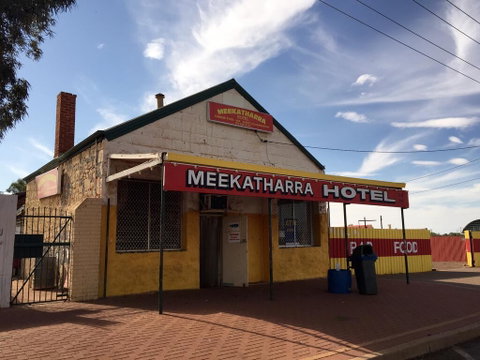 Meekatharra Hotel - Kawana Tourism 0