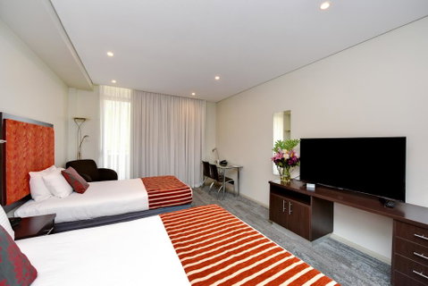 Mercure Centro Port Macquarie - Kawana Tourism 1