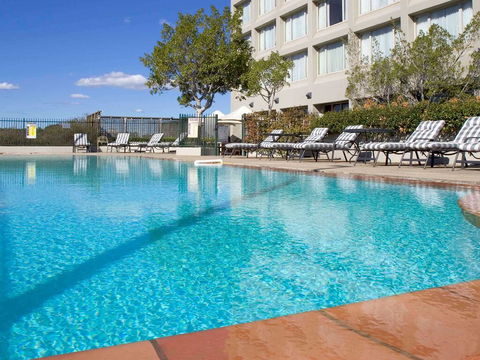 Mercure Sydney Parramatta - Kawana Tourism 3