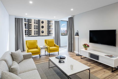 Meriton Suites Bondi Junction - Kawana Tourism 2