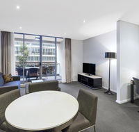 Meriton Suites Zetland - Kawana Tourism