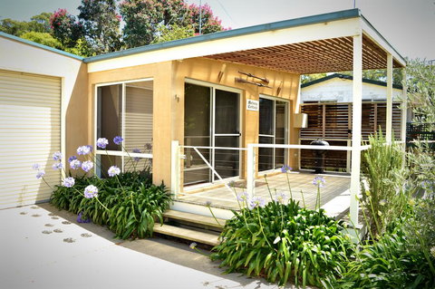 Metung Cottage - Kawana Tourism 2