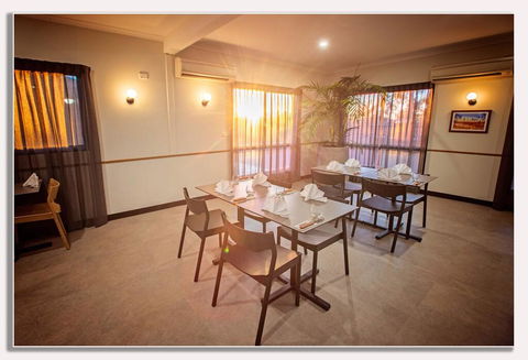 Mia Mia House In The Desert - Kawana Tourism 3