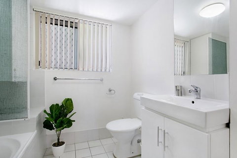 Moonbird - Kawana Tourism 1