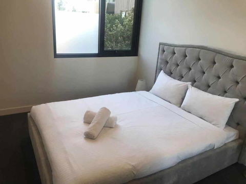 Morden Apartment In The Heart Of Howthorn East - Kawana Tourism 1