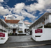 Motel Mayfair on Cavell - Kawana Tourism