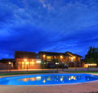 Motel Meneres - Kawana Tourism