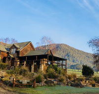 Mountain Grass Lodge 2 bedroom - Kawana Tourism