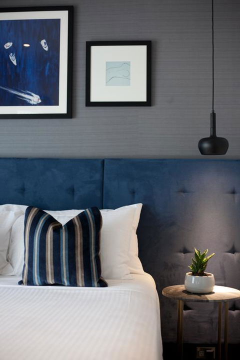Mrs Banks Hotel - Kawana Tourism 3