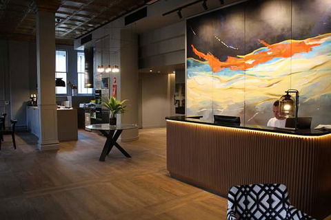 Mrs Banks Hotel - Kawana Tourism 1