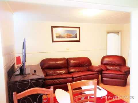 Forrest St Apartments - Kawana Tourism 8